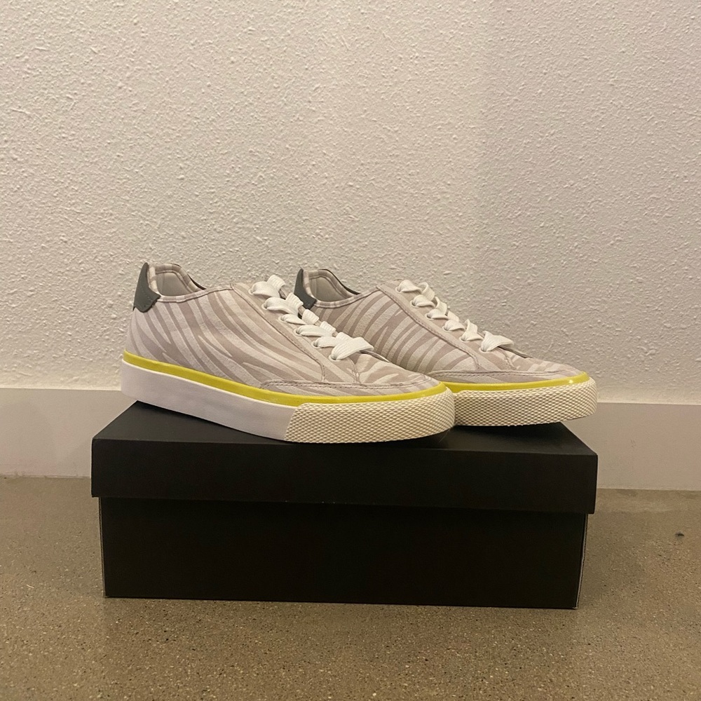 Brand New rag & bone Army Low-Top Sneakers